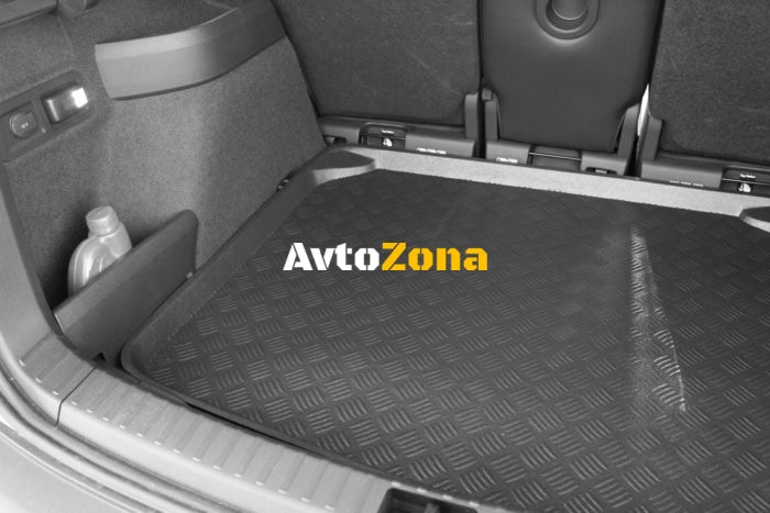 Твърда гумена стелка за багажник за Hyundai i20 II (2014 + ) version Comfort and Premium. Down floor - Avtozona