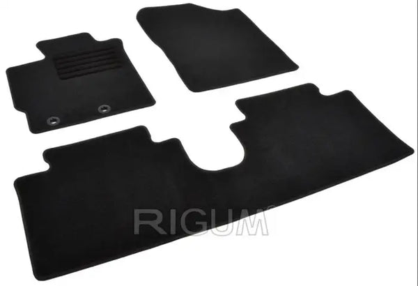 Мокетни стелки Rigum за Toyota Yaris (2011–2019) без Hybrid - Avtozona