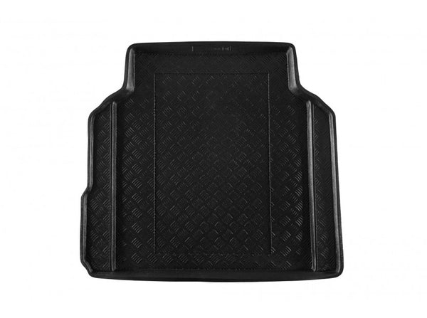 Стелка за багажник Rezaw-Plast за Alfa Romeo Giulia (2016+)