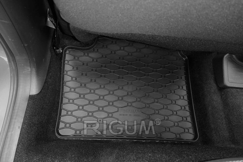 Гумени стелки Rigum за Dacia Spring (2022+)