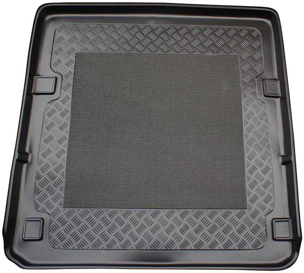 Стелка за багажник Aristar за Mercedes E-Class W211 T Комби (2003–10.2009) с навигация и телефон без вдлъбнатини