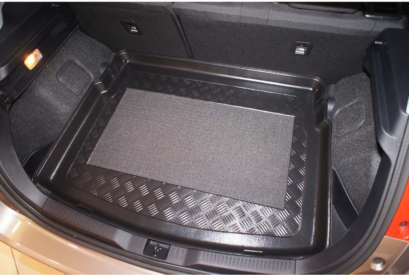 Стелка за багажник ARISTAR за Toyota Auris II (01.2013 – 12.2018) Хечбек (5 врати) за багажник в горно и долно положение