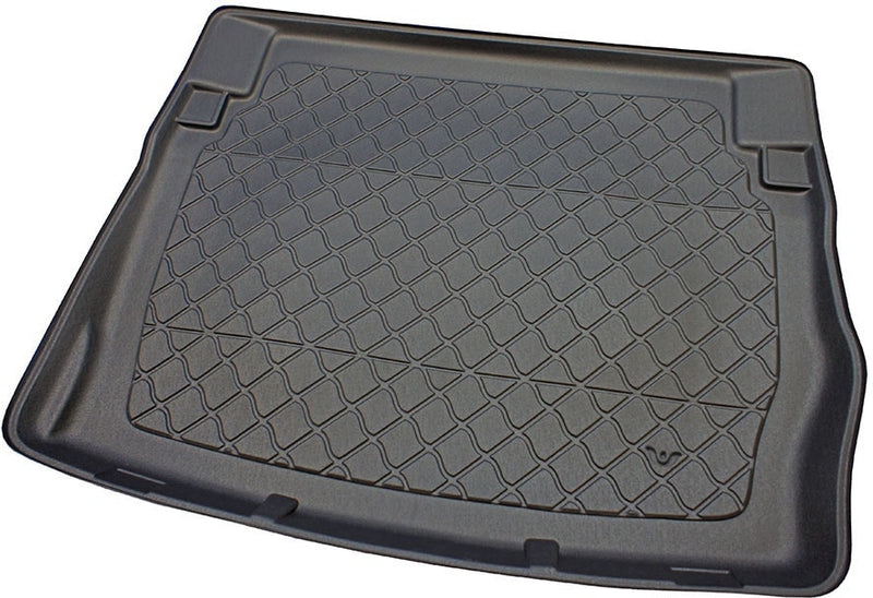 Стелка за багажник ARISTAR за BMW 1 F20/F21 Хечбек 3/5D (2011-2019)