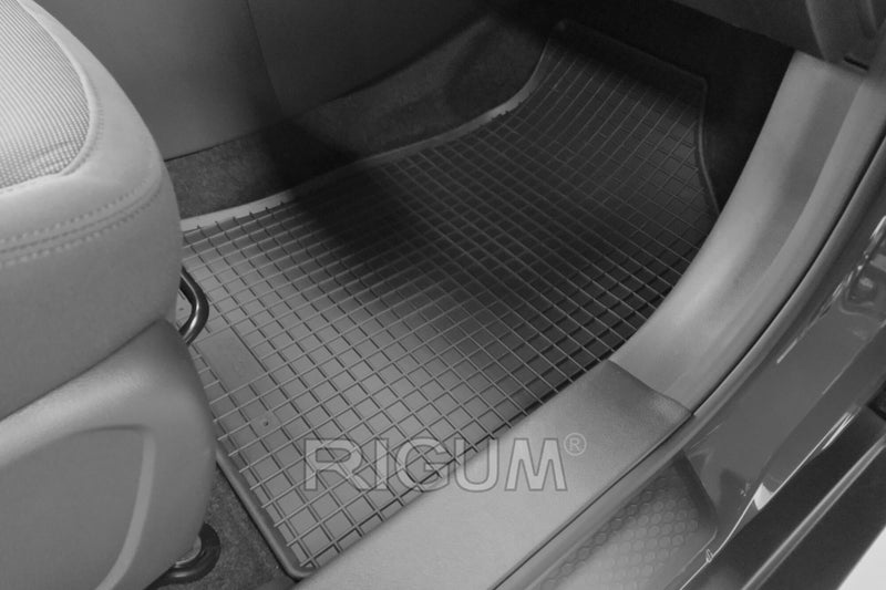 Гумени стелки Rigum за SsangYong Tivoli (2015-2023) / Grand Tivoli (2021 -2023)