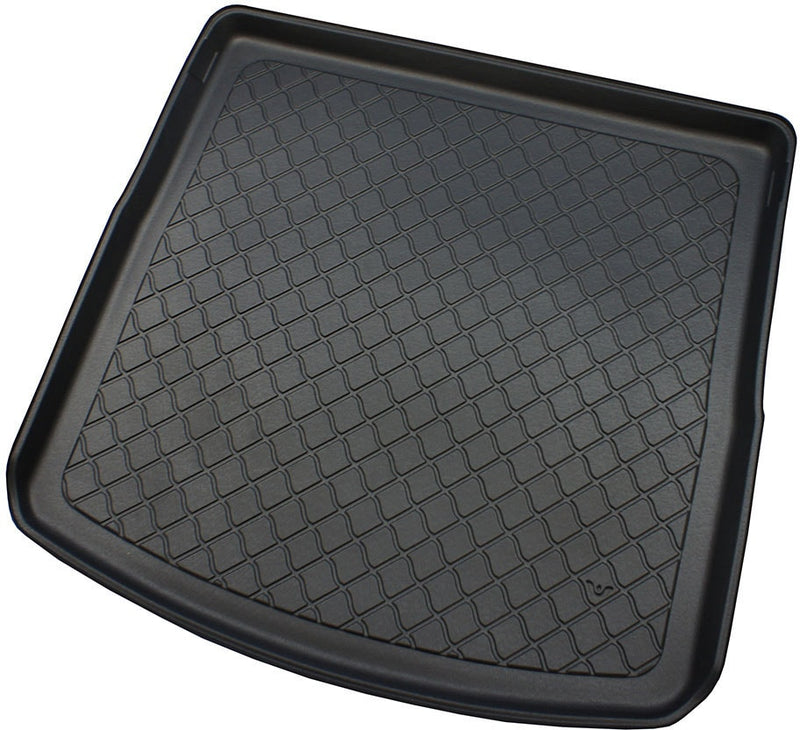 Стелка за багажник ARISTAR Guardliner за Seat Leon III 5F ST / Leon X-Perience Kombi 5 врати (2014–2020)