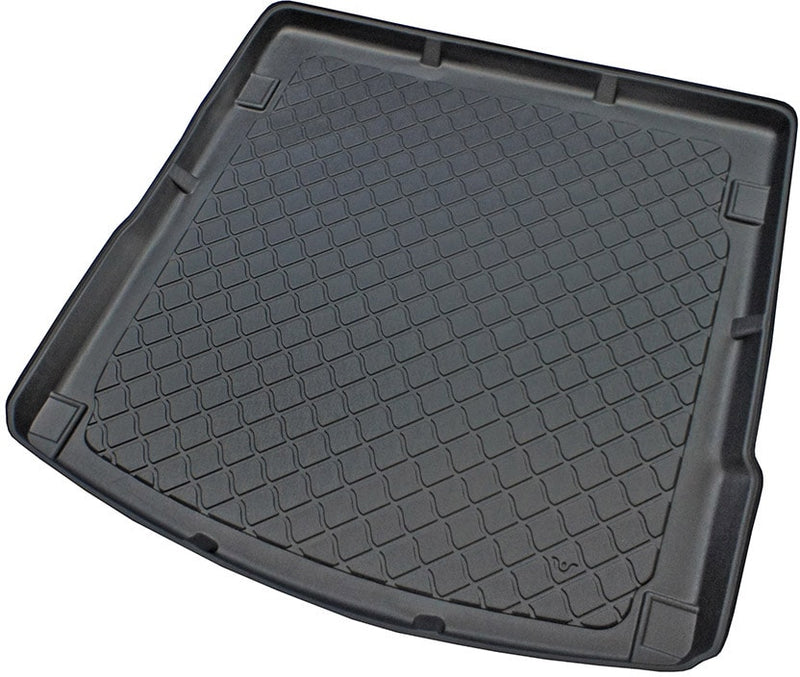 Стелка за багажник Aristar за Audi A4 B6/B7 Седан 4 врати (2001-2007)