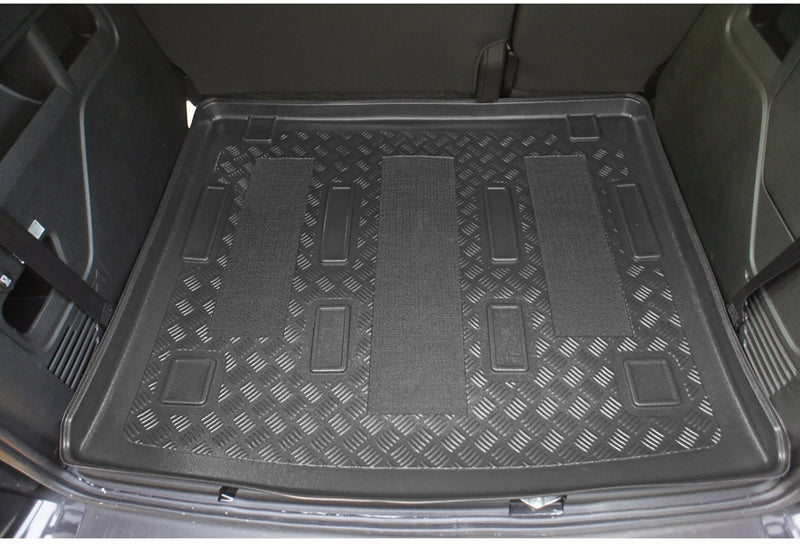 Стелка за багажник Aristar за Opel Combo D Tour (01.2012–12.2017) VAN, 7 места възможност за изрязване на отвори за монтаж на 3-ти ред седалки