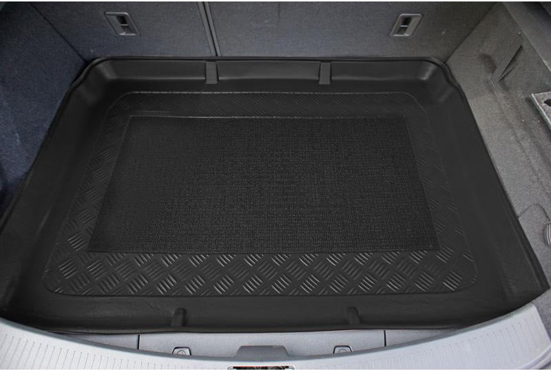 Стелка за багажник Aristar за Opel Astra IV J GTC (10.2011–04.2018) хечбек 3 врати с горно положение