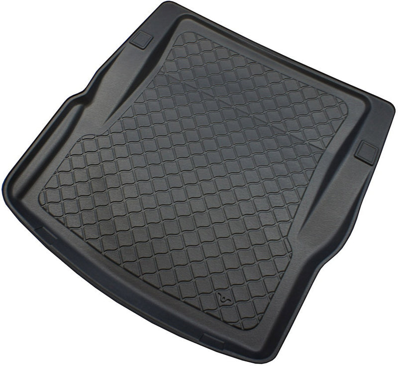 Стелка за багажник Aristar за BMW 3 F30 Седан (2012-2019) / BMW 4 Coupe F32 (2013-2020))