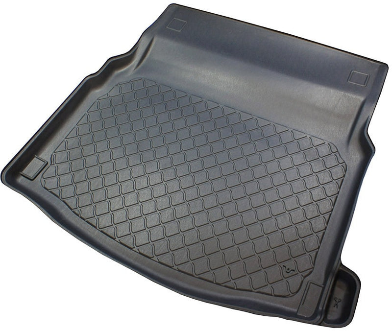 Стелка за багажник ARISTAR Guardliner за Mercedes E-Class W213 Limousine/Sedan 4D (2016-2023) с сгъваеми задни седалки