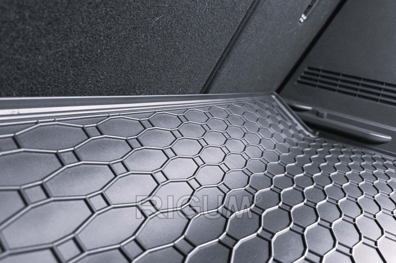 Гумена стелка за багажник Rigum за Hyundai Kona (2017+) долно положение