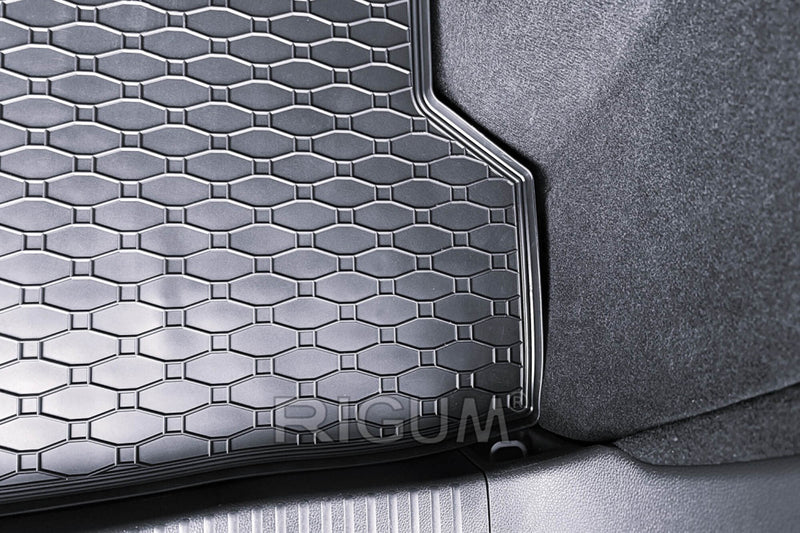 Гумена стелка за багажник Rigum за Honda HR-V (2015-2021)