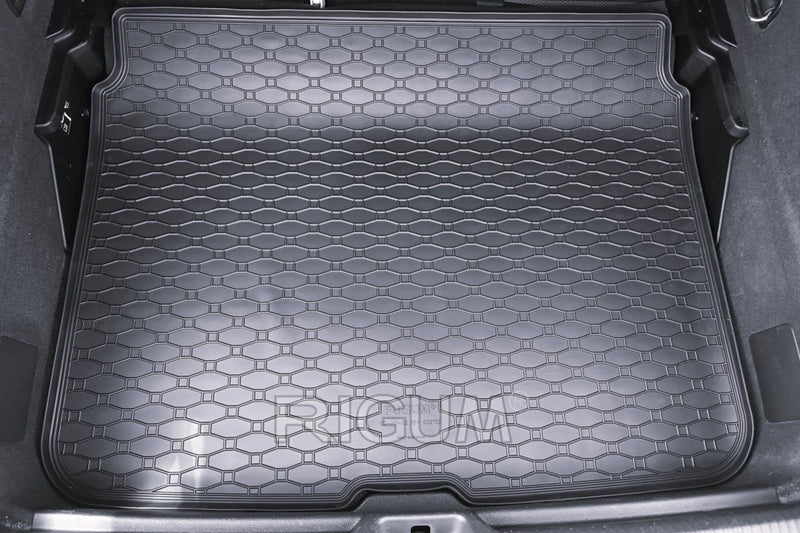 Гумена стелка за багажник Rigum за Audi Q2 (2016+)