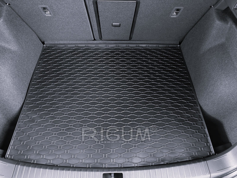 Гумена стелка за багажник Rigum за Skoda Karoq 4x4 / Seat Ateca 4x4 (2017+)