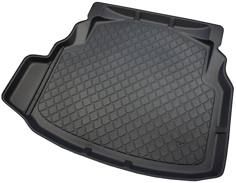 Стелка за багажник ARISTAR Guardliner за Mercedes C-Class W204 (04.2007–02.2014) Седан 4 врати с несгъваеми задни седалки