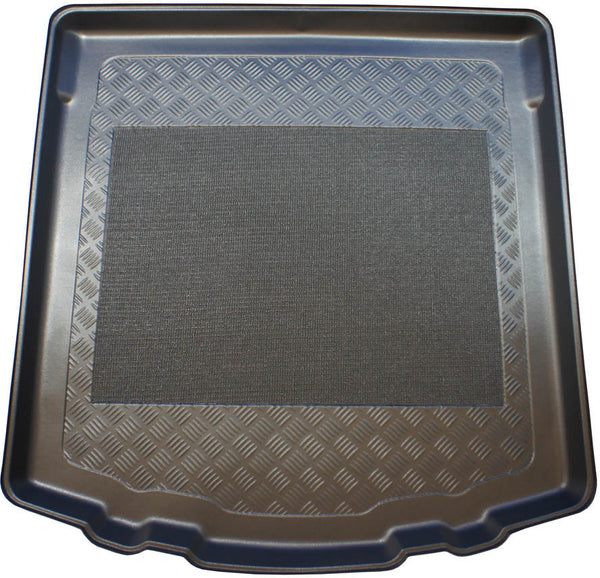 Стелка за багажник Aristar за Toyota Auris II (07.2013 – 12.2018) Touring Sports / Комби 5 врати с багажник в долно положение