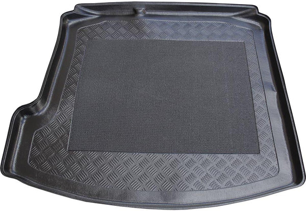 Стелка за багажник Aristar за Volkswagen Bora (1998–2005), седан (4 врати)