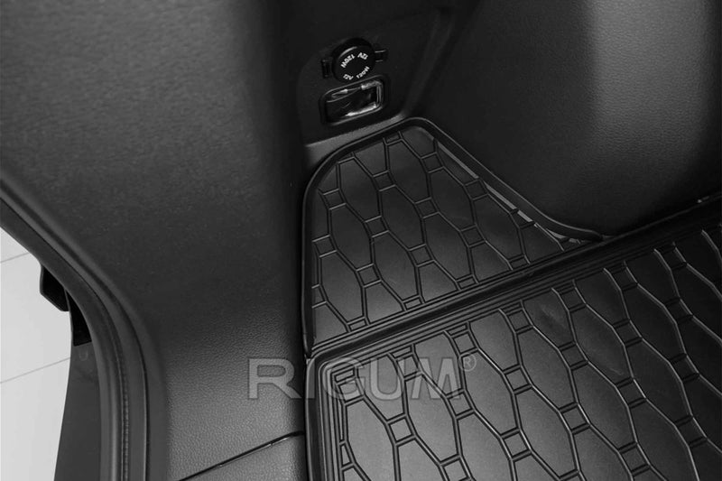 Гумена стелка за багажник Rigum за Ssangyong Korando (2019 +) горно / долно положение