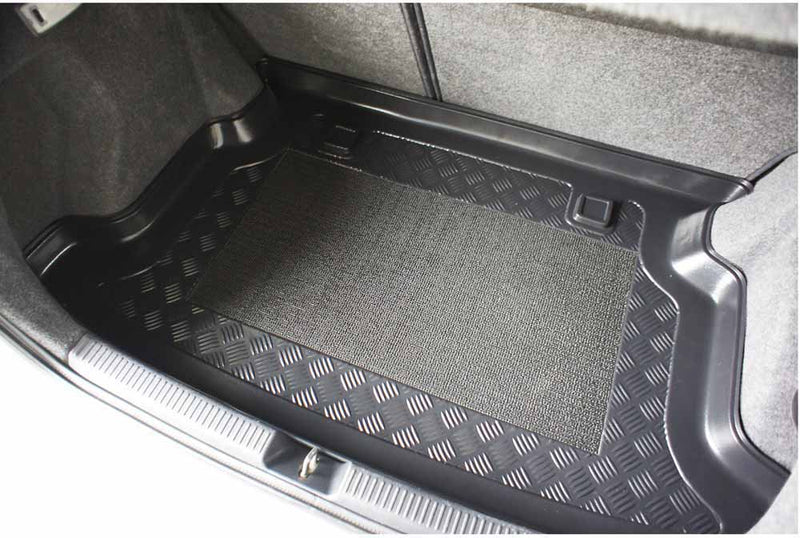 Стелка за багажник Aristar за Toyota Corolla E120 Хечбек (2002–01.2008)