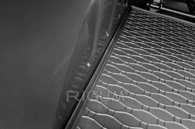 Гумена стелка за багажник Rigum за Fiat Talento, Opel Vivaro, Renault Trafic (версия L2, 8/9 места)