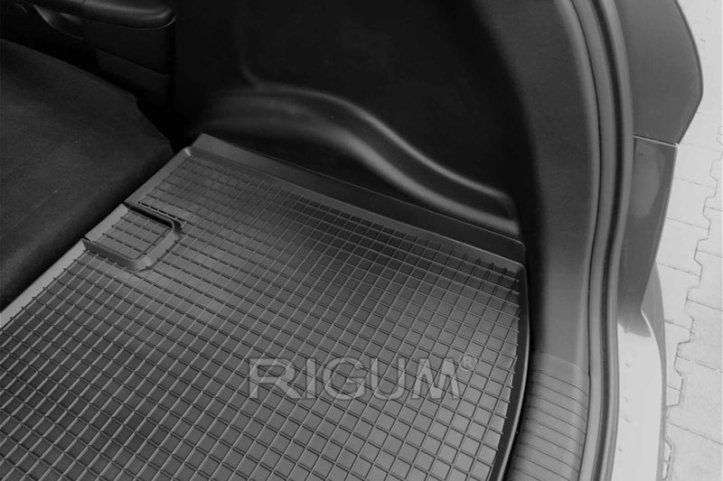 Гумена стелка за багажник Rigum за Hyundai ix20 (2010–2019) горно/долно положение