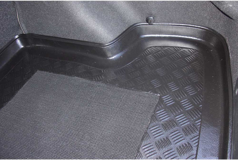 Стелка за багажник ARISTAR за Hyundai Accent III MC (2006–2010) седан (4 врати)