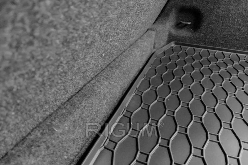 Гумена стелка за багажник Rigum за Skoda Octavia II седан (2004-2012)