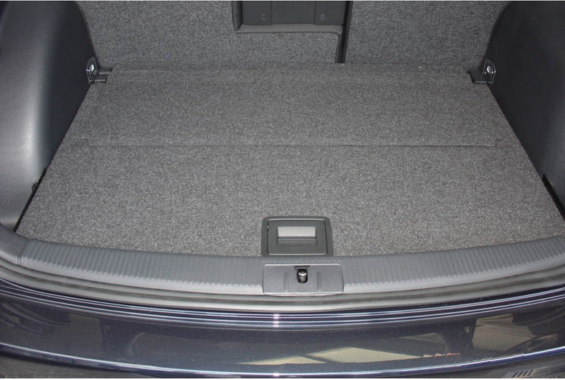 Стелка за багажник ARISTAR за VW Golf Plus (01.2005 – 2012), Хечбек (5 врати) със седалки и за версия Plus, задният ред седалки е преместен максимално назад – горно положение