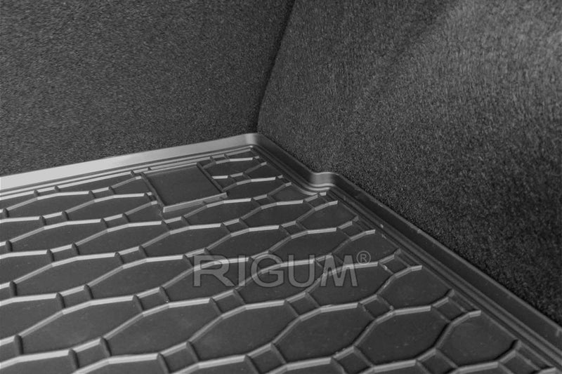 Гумена стелка за багажник Rigum за Hyundai i30 хечбек (2017+)