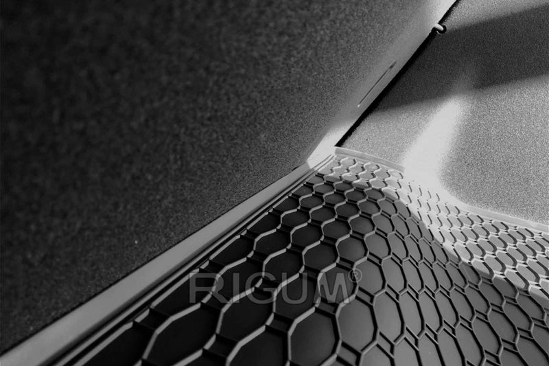 Гумена стелка за багажник Rigum за Honda Civic (2022+)