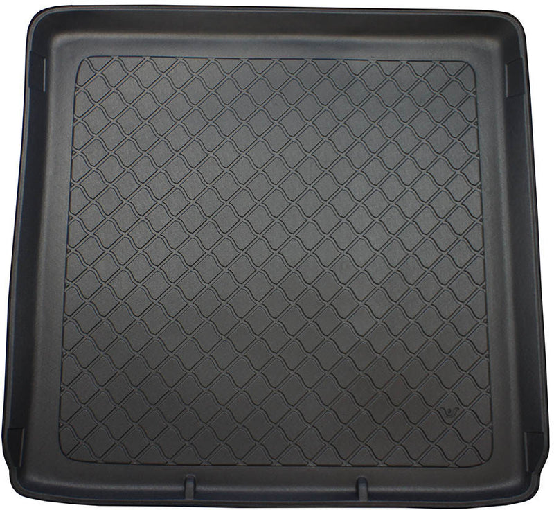 Стелка за багажник Aristar Guardliner за Opel Astra J Sports Tourer / Estate 5 врати (2010–2016)