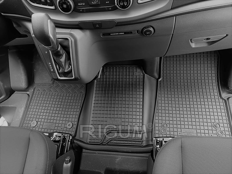 Гумени стелки Rigum за Ford Transit Custom (2020+) автоматик