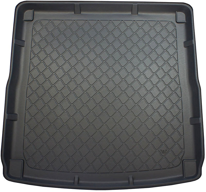 Стелка за багажник Aristar за Audi A4 B8 Avant / Allroad (2008-2015)