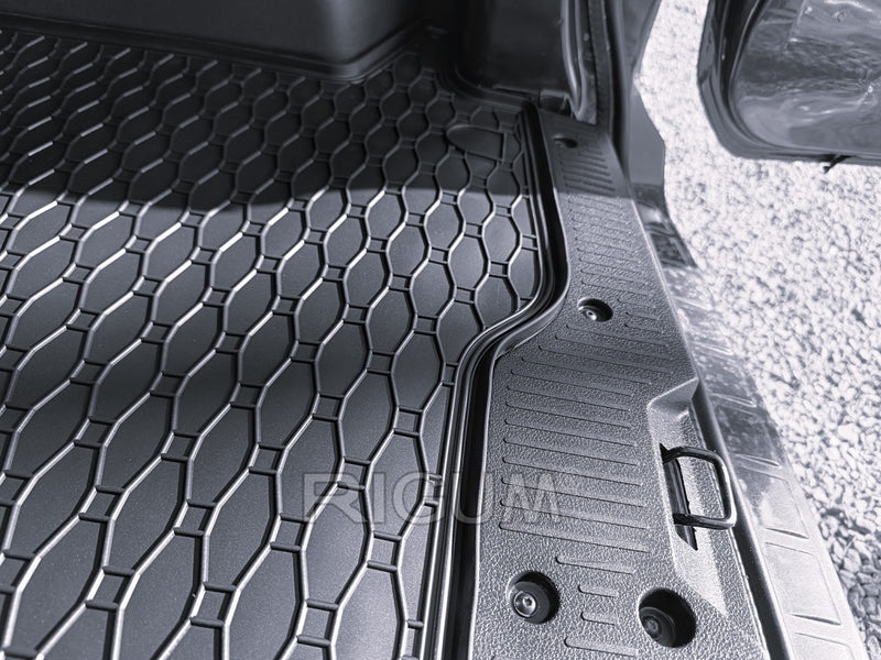 Гумена стелка за багажник Rigum за Dacia Dokker (2012+)