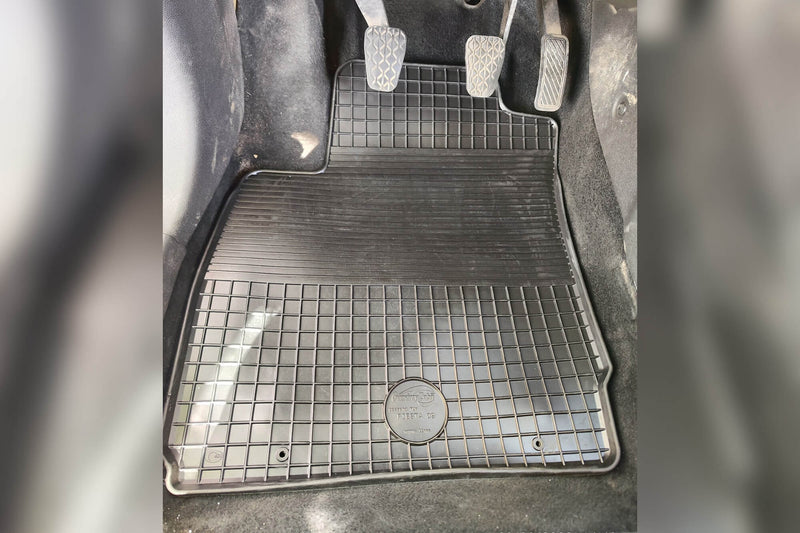 Гумени стелки Gumarny Zubri за Ford Fusion (2005-2012)