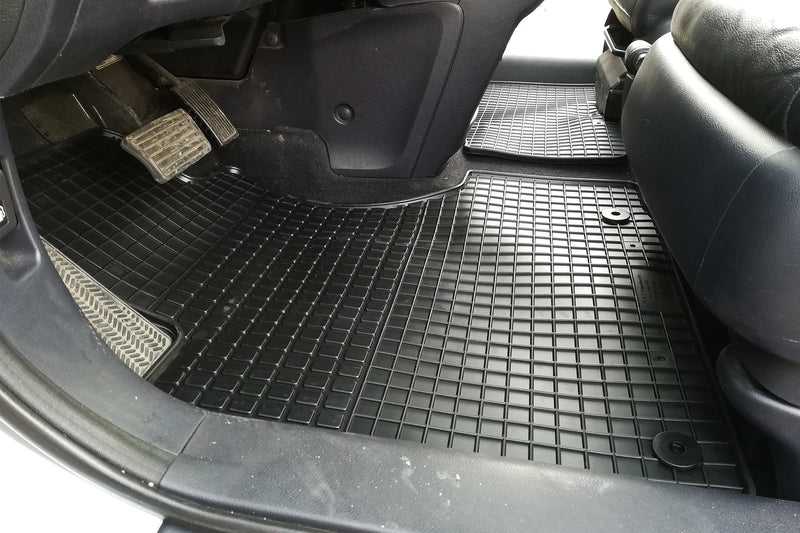 Гумени стелки Petex за Honda CR-V (2006-2012) – 4 части, черни