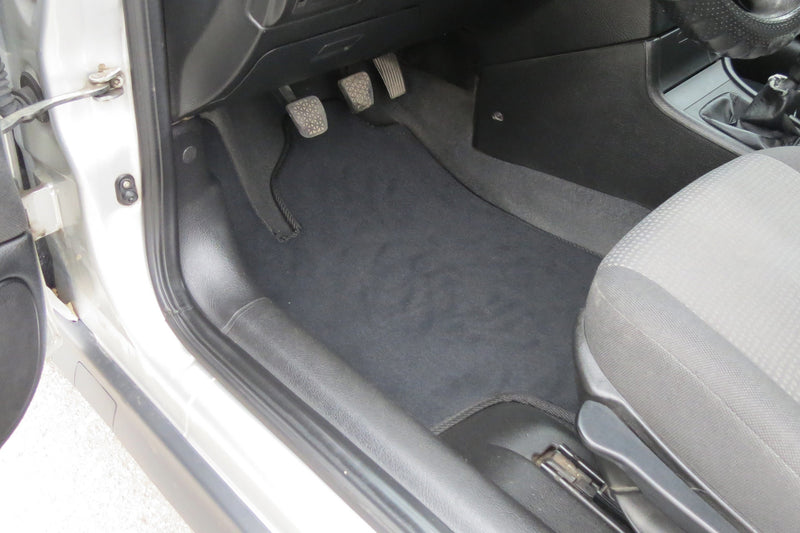 Мокетни стелки Petex за Opel Astra G (1998-2004), купе (2000-2001) Style
