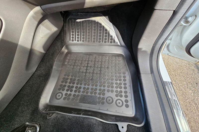 Гумени стелки Rezaw-Plast за Ford C-Max (2003-2019) и Grand C-Max (2010-2019) тип леген