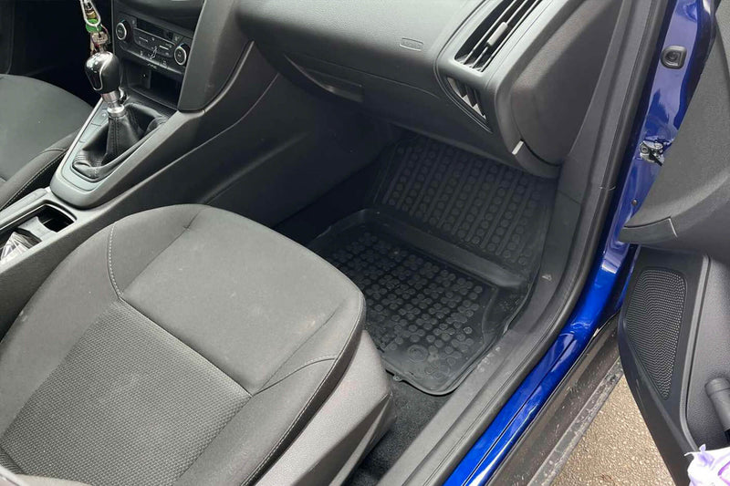 Гумени стелки Rezaw-Plast за Ford Focus (2011-2018) тип леген
