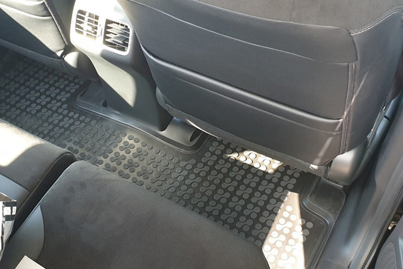 Гумени стелки Rezaw-Plast за Honda CR-V (2011-2018) – тип леген