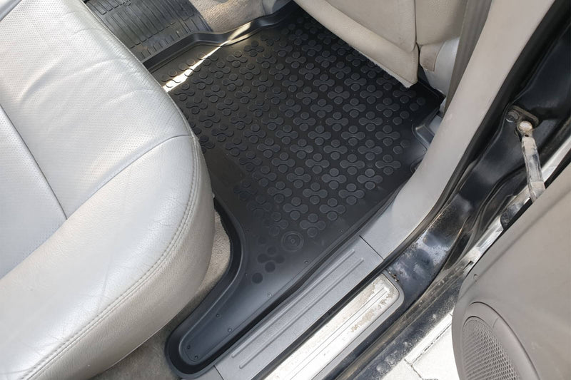 Гумени стелки Rezaw-Plast за Kia Sorento (2002-2009) тип леген