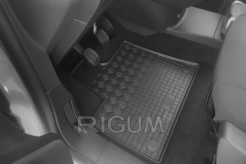 Гумени стелки Rigum за Opel Combo (2018+) 2 места, 2 части