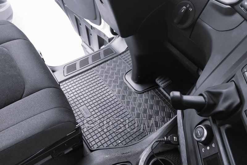Гумени стелки Rigum за Iveco S-Way Standart (2019+) – 2 части
