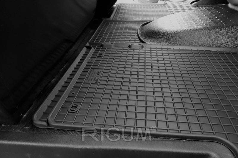 Гумени стелки Rigum за VW T5/T6 (2003-2019), 3 места
