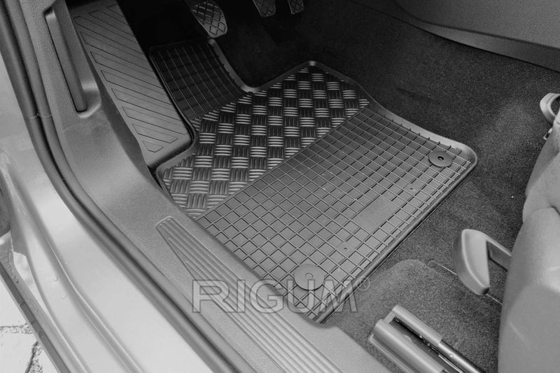 Гумени стелки Rigum за VW Caddy (2021+) предни 2 части