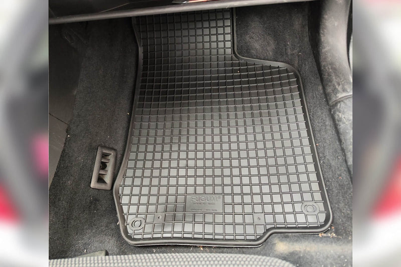 Гумени стелки Rigum за VW Beetle (1998-2011)