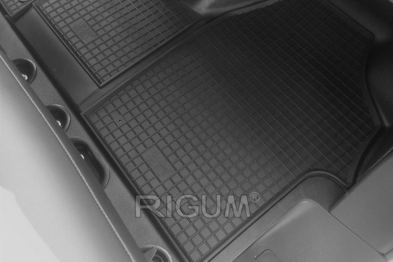 Гумени стелки Rigum за Toyota ProAce (2016-2024) 2 или 3 места