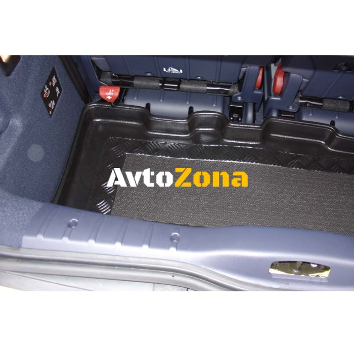 Анти плъзгаща стелка за багажник за Peugeot 1007 (2005 + ) 3 doors - Avtozona