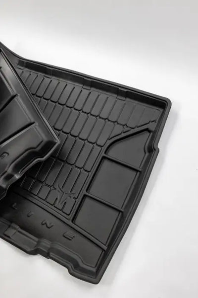 Гумена стелка за багажник Frogum Pro-Line за Jeep Avenger BEV (2023+) в долно положение на багажника - Avtozona
