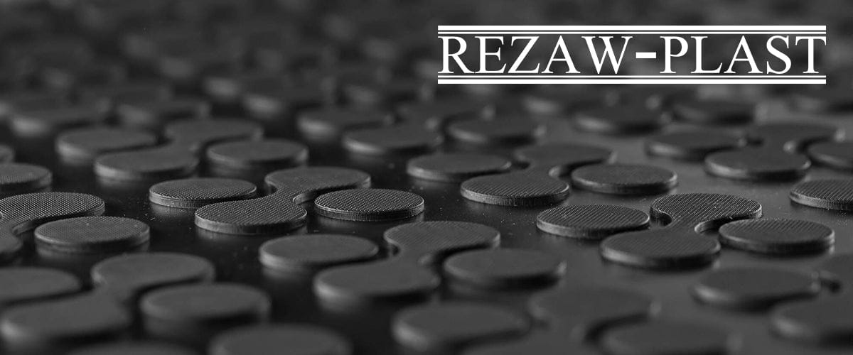 Гумена стелка за багажник Rezaw-Plast